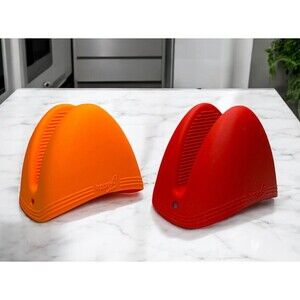 Fiesta Silicone Pot Holder Mitts Set of 2 Oven Heat Resistant Orange & Red